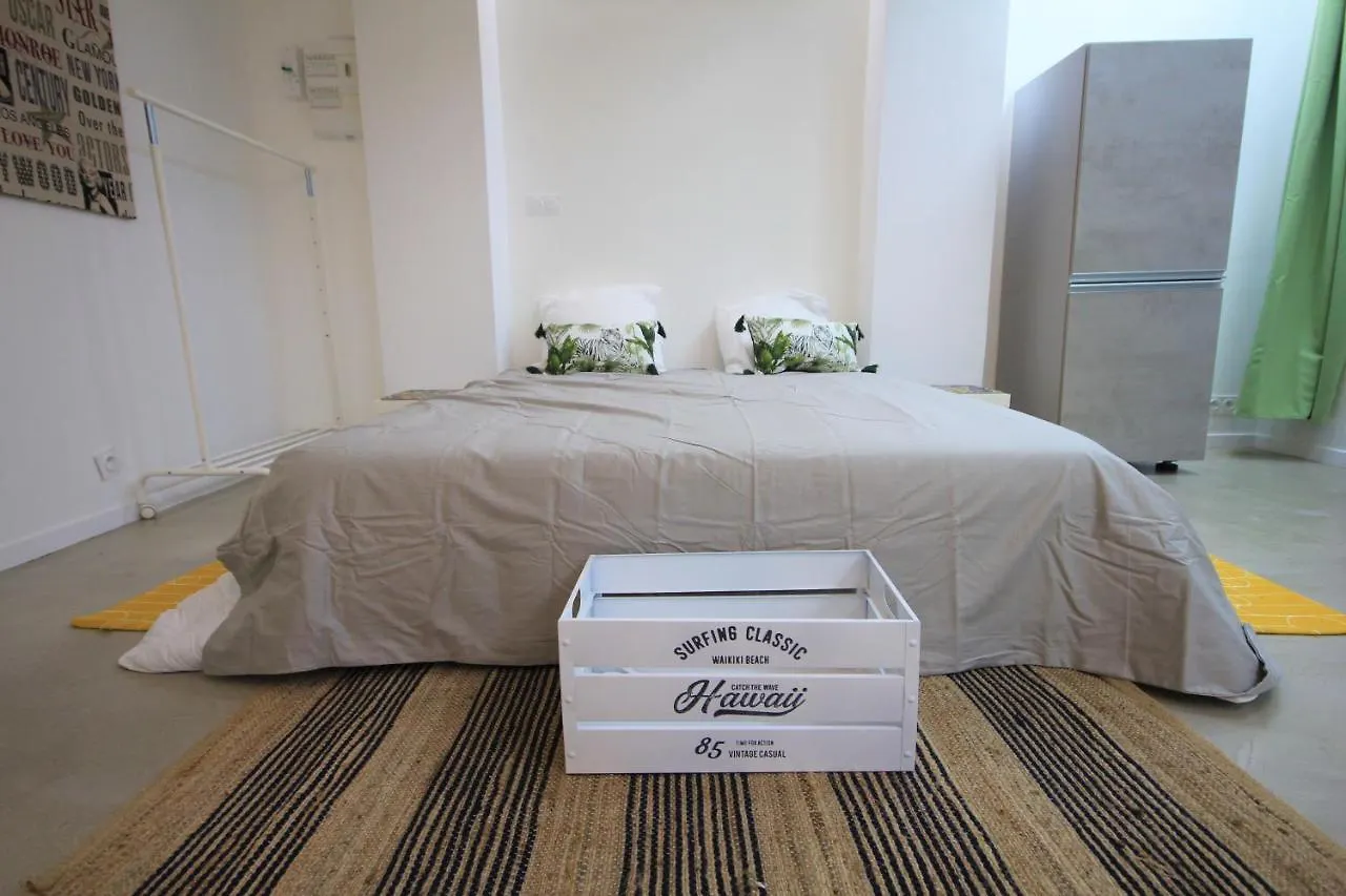 Atelier Et Maison Doux Avignon 0*,