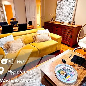  Apartment Hypercenter - Wifi - In The Heart Of Avignon!